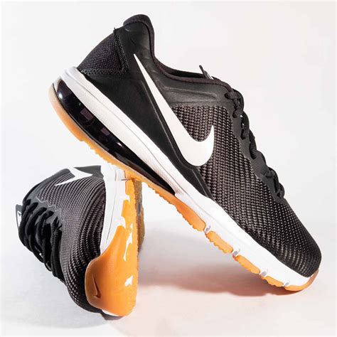 nike air max full ride tr 1.5 sportschoenen zwart|nike full ride tr 1.5.